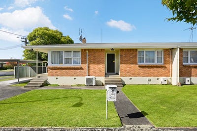 /international/nz/1-christie-street-forest-lake-hamilton-city-380066122916/