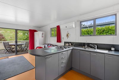 /international/nz/riversdale-beach-masterton-380066092472/