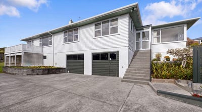 /international/nz/191-mangorei-road-merrilands-new-plymouth-380066174968/