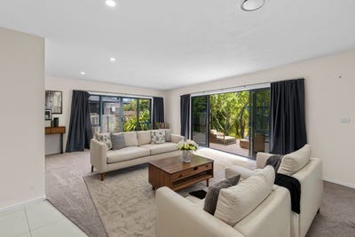 /international/nz/otaki-kapiti-coast-380066111292/