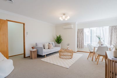 /international/nz/saint-andrews-hamilton-city-380066120995/
