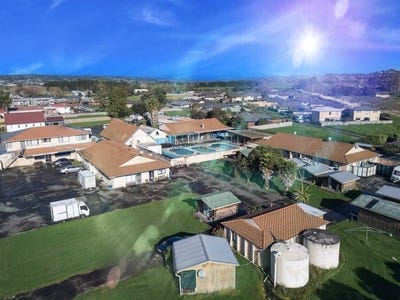 /international/nz/helensville-rodney-380066116353/