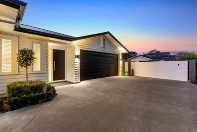 /international/nz/9-penzance-road-mairangi-bay-north-shore-city-380066106295/