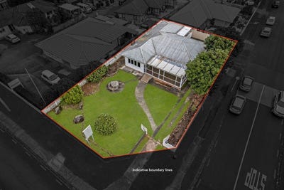 /international/nz/lincoln-road-henderson-waitakere-city-380066129096/