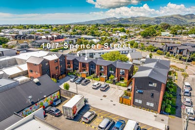 /international/nz/7-spencer-street-addington-canterbury-380066103721/