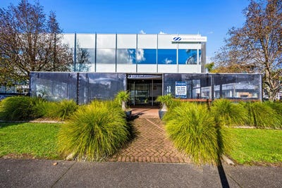 /international/nz/59-apollo-drive-rosedale-north-shore-city-380066169309/