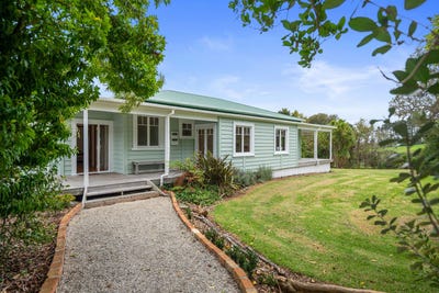 /international/nz/376-mangakura-road-helensville-rodney-380066116921/