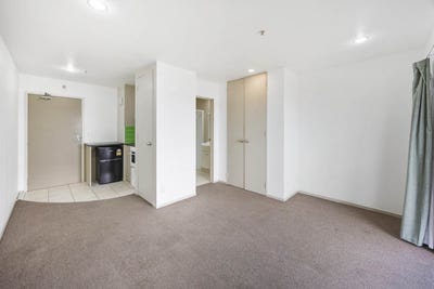/international/nz/10-crown-lynn-place-new-lynn-waitakere-city-380066080280/