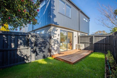 /international/nz/12-newbridge-place-ilam-christchurch-city-380066183870/