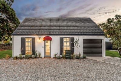 /international/nz/56-sunderland-street-clyde-central-otago-lakes-district-380066090208/