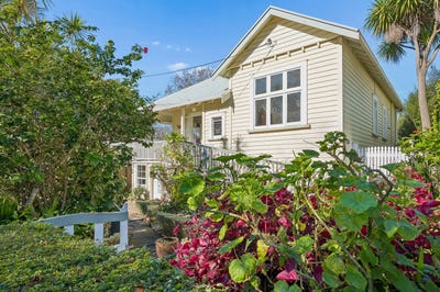 /international/nz/5-allenby-avenue-devonport-north-shore-city-380066169255/