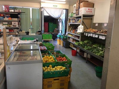 /international/nz/119-meadowland-drive-howick-manukau-city-380066148712/
