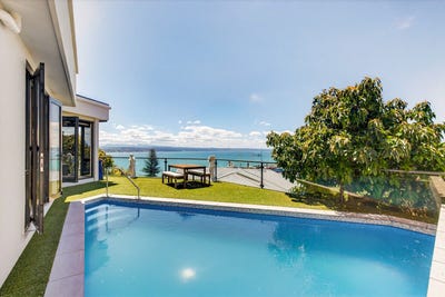 /international/nz/napier-hill-napier-city-380066108133/