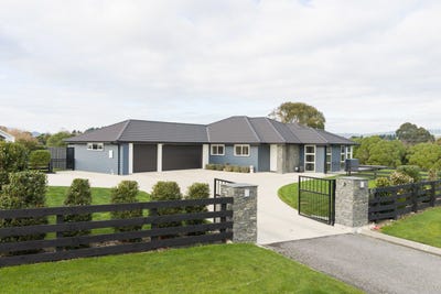 /international/nz/61-hartwell-drive-kelvin-grove-palmerston-north-city-380066109521/
