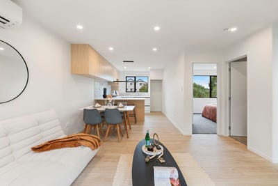 /international/nz/205-sunnynook-road-wairau-valley-north-shore-city-380066117172/