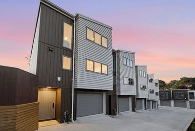 /international/nz/sunnynook-north-shore-city-380066167769/