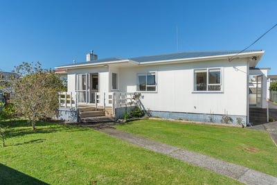 /international/nz/2-turakina-street-merrilands-new-plymouth-380066098884/