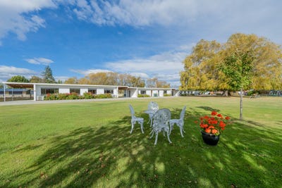 /international/nz/ranfurly-central-otago-lakes-district-380066149199/