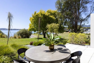 /international/nz/rainbow-point-taupo-380066091513/