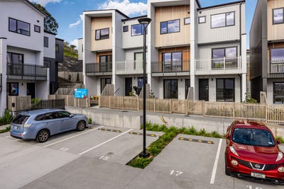 /international/nz/17-tahepuia-lane-mount-wellington-auckland-city-380066180354/