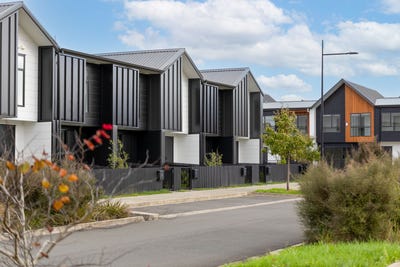 /international/nz/4-tuputupu-drive-kumeu-rodney-380066089531/