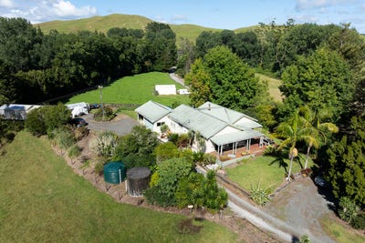 /international/nz/1918-kohumaru-road-peria-far-north-380066117702/