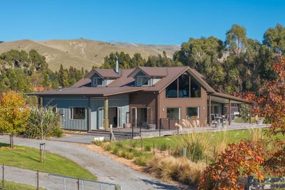 /international/nz/56-hardings-road-riverlands-marlborough-380066095609/