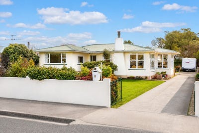 /international/nz/4-huxley-street-pahiatua-tararua-380066175626/