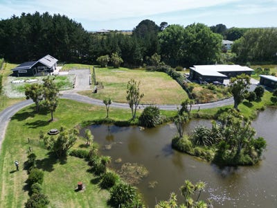 /international/nz/foxton-beach-horowhenua-380066121407/
