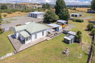 /international/nz/40-onslow-street-ohingaiti-manawatu-whanganui-380066133620/
