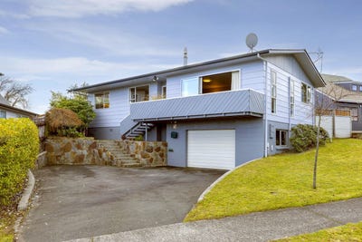 /international/nz/64-hyde-avenue-richmond-heights-taupo-380066100807/