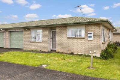 /international/nz/8-village-place-tuakau-franklin-380066086746/