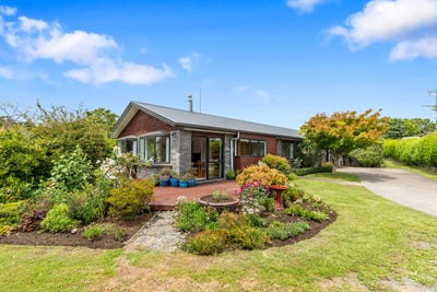 /international/nz/103-warner-road-oropi-western-bay-of-plenty-380066080039/