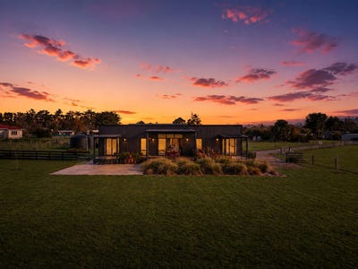 /international/nz/otane-central-hawkes-bay-380066178718/