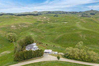 /international/nz/209-pattison-road-waipukurau-and-surrounds-central-hawkes-bay-380066084294/