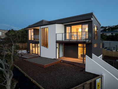 /international/nz/1-164-soleares-avenue-mount-pleasant-christchurch-city-380066184587/