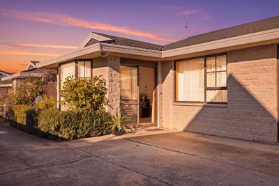 /international/nz/riccarton-christchurch-city-380066180104/