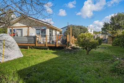 /international/nz/39-taramea-street-avondale-christchurch-city-380066167866/