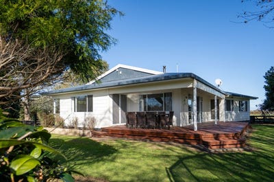 /international/nz/298-mystery-creek-road-cambridge-waipa-380066178411/