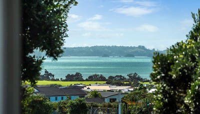 /international/nz/2-toro-puke-lane-beachlands-manukau-city-380066100824/