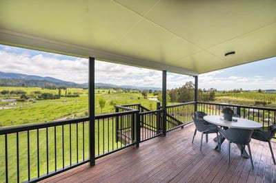 /international/nz/237-waiwhero-road-lower-moutere-tasman-380066098122/
