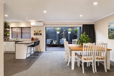 /international/nz/whitiora-hamilton-city-380066092160/