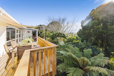 /international/nz/merrilands-new-plymouth-380066170604/