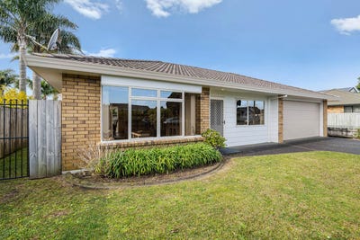 /international/nz/orewa-rodney-380066178999/