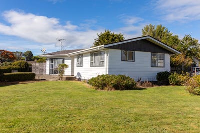 /international/nz/huxley-street-pahiatua-tararua-380066115081/