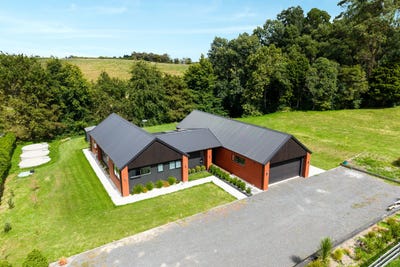 /international/nz/653-peacockes-road-rukuhia-waipa-380066110772/