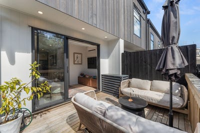 /international/nz/268-rangatira-road-beach-haven-north-shore-city-380066116664/