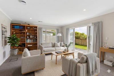 /international/nz/63-mauldeth-terrace-churton-park-wellington-city-380066106559/