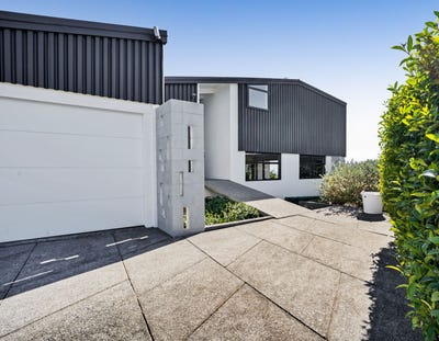 /international/nz/merrilands-new-plymouth-380066096740/