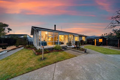 /international/nz/30-bayswater-crescent-bromley-christchurch-city-380066180383/